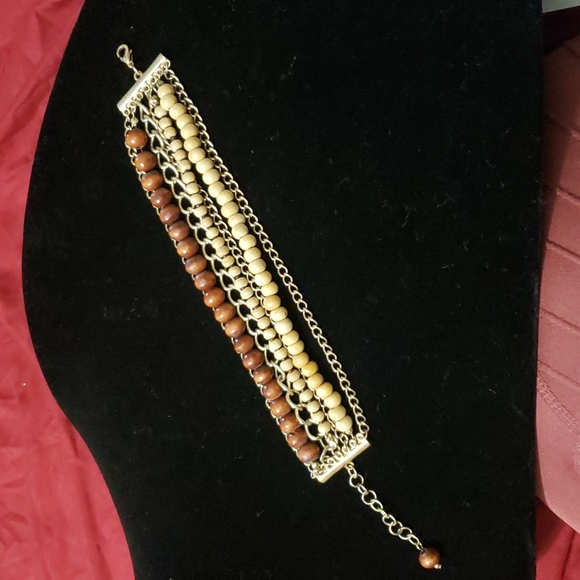 Gold toned and brown/tan beaded bracelet - Picture 3 of 6